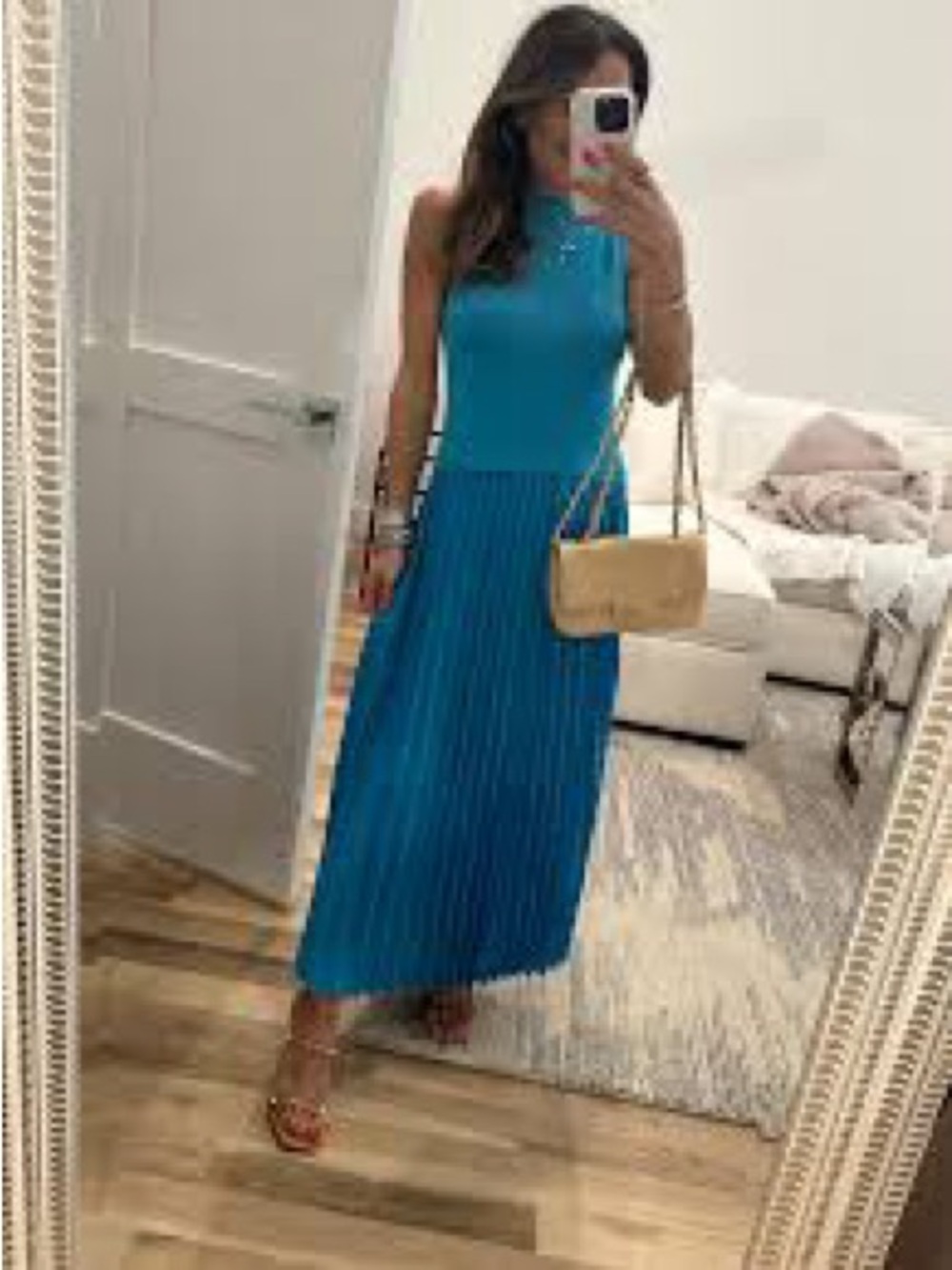 Avara Pleated Midi Dress with a Mock Neck Sz XS